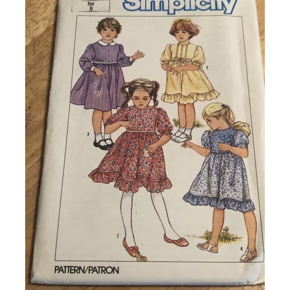 Vintage 1984 Simplicity 6772 Girls Puffy Sleeve Dress Sewing Pattern 6X Uncut